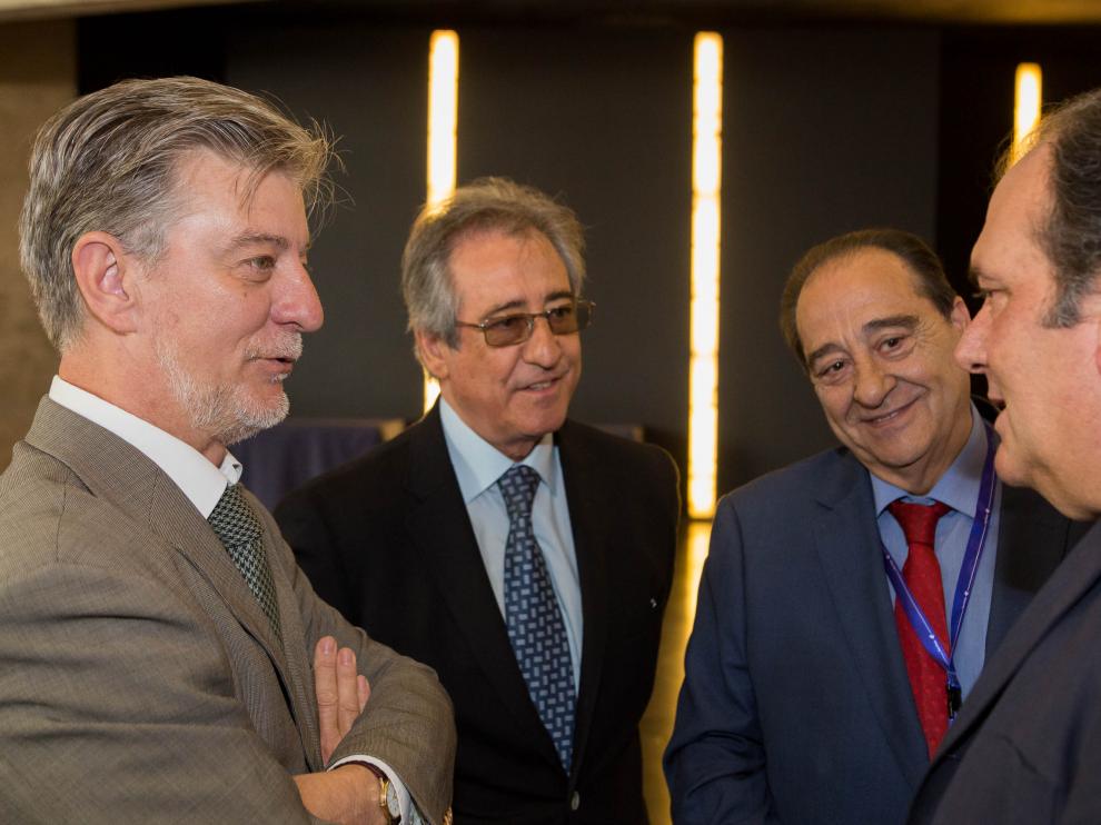 Reunión con motivo del 40 aniversario de la Lonja de Zaragoza.