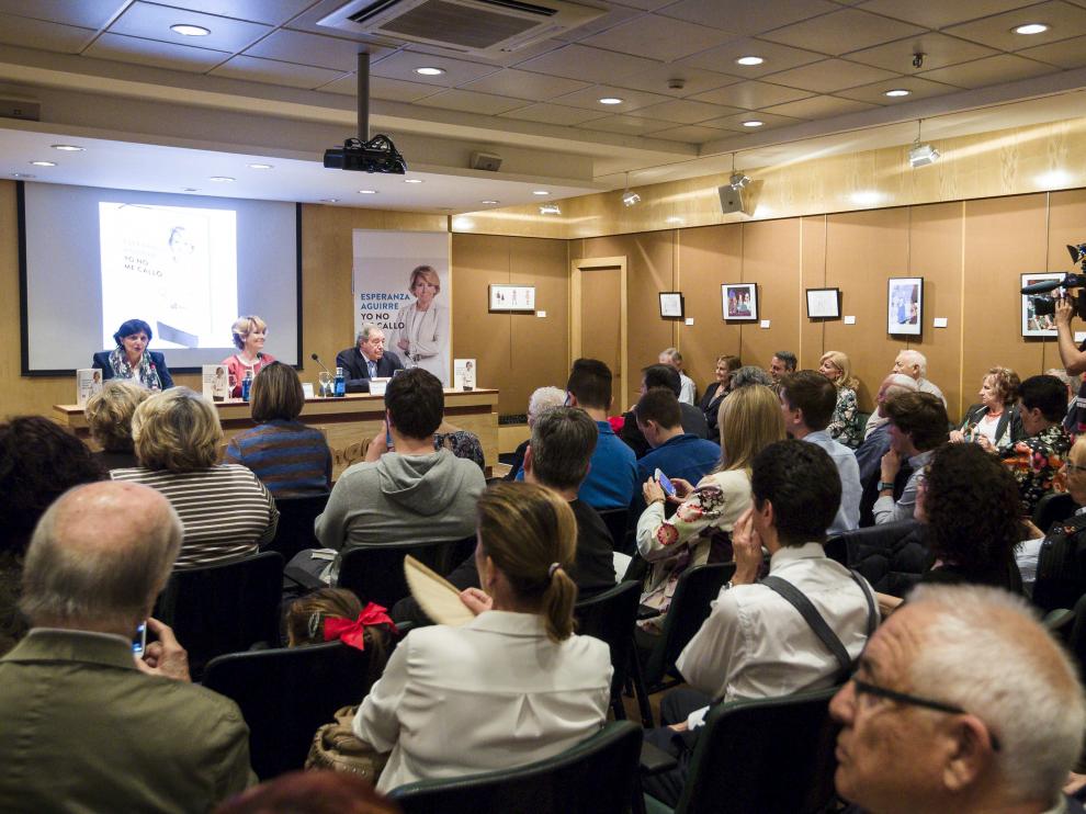 Presentación del libro de Esperanza Aguirre en Zaragoza.