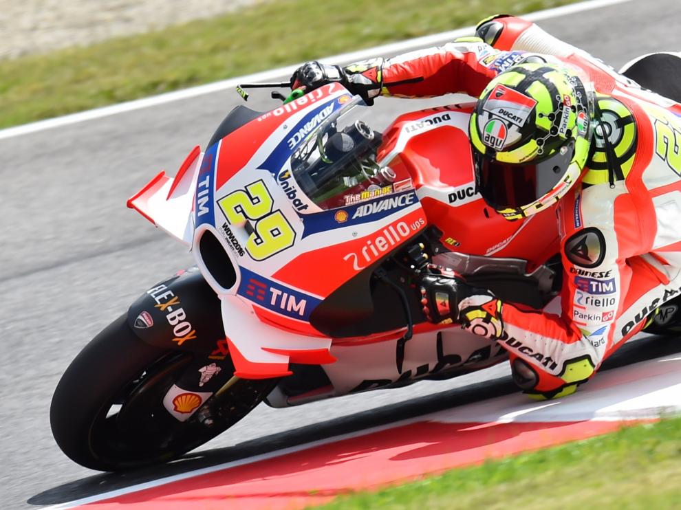 El piloto italiano Andra Iannone.