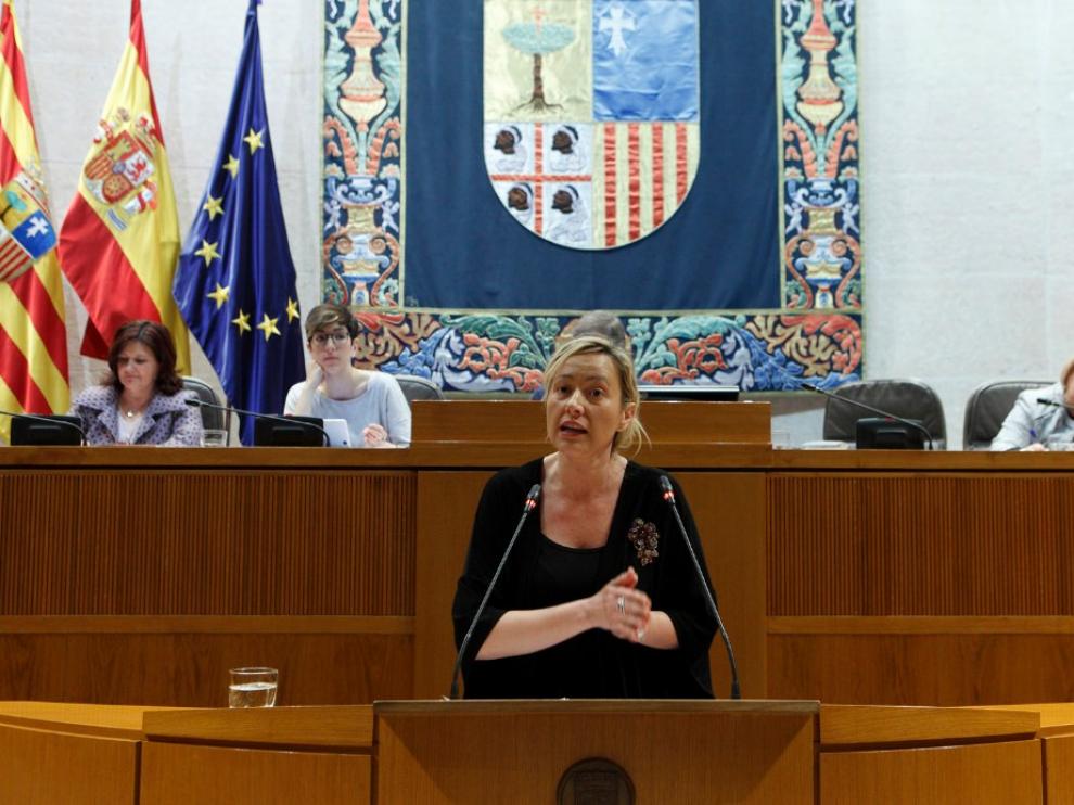 Imagen de archivo de la consejera Marta Gastón en una comparecencia en las Cortes.