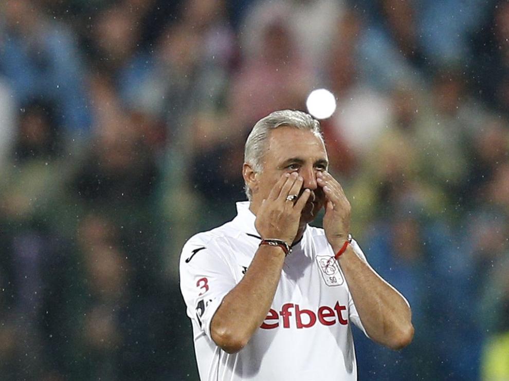 ?Stoichkov, emocionado durante su homenaje.