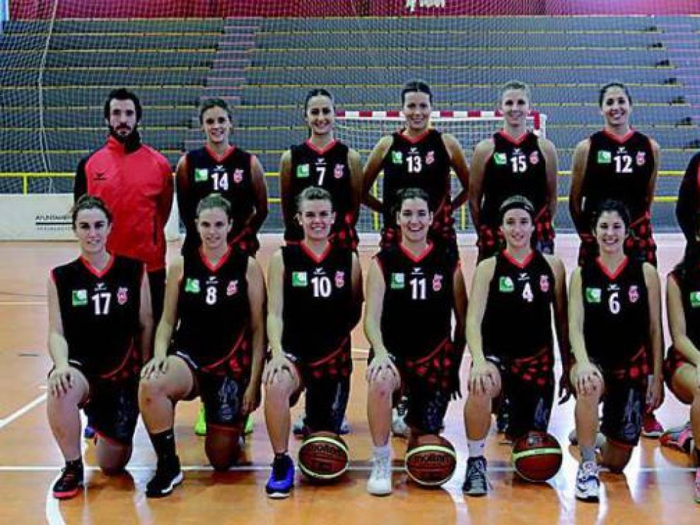 La plantilla del Azulejos Moncayo BFA, que esta temporada se ha mantenido en la Liga Femenina 2.