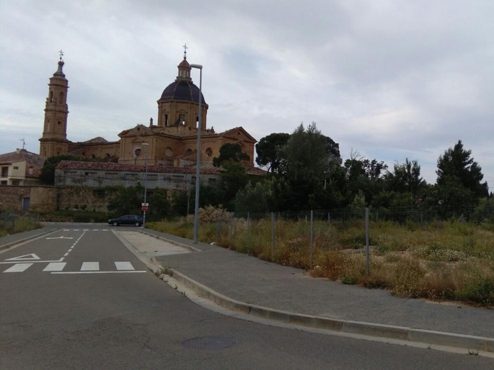 El solar en el que se construirá el instituto es la suma de cinco parcelas y un vial.