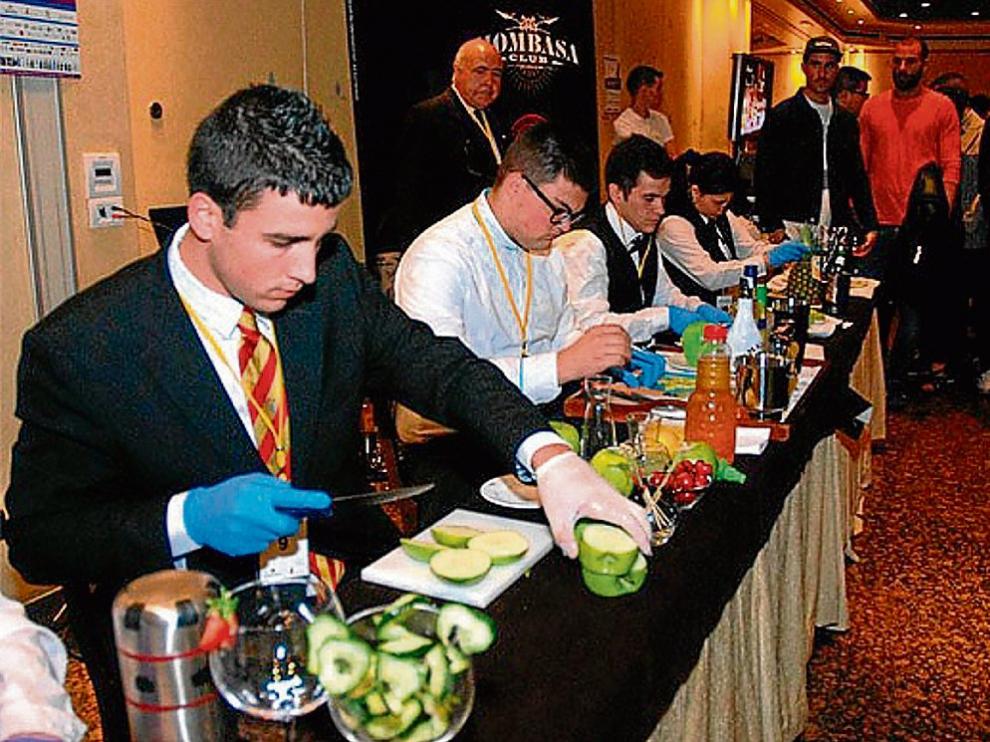 La pasada edición del Campeonato de bartenders, celebrado en el hotel Palafox.