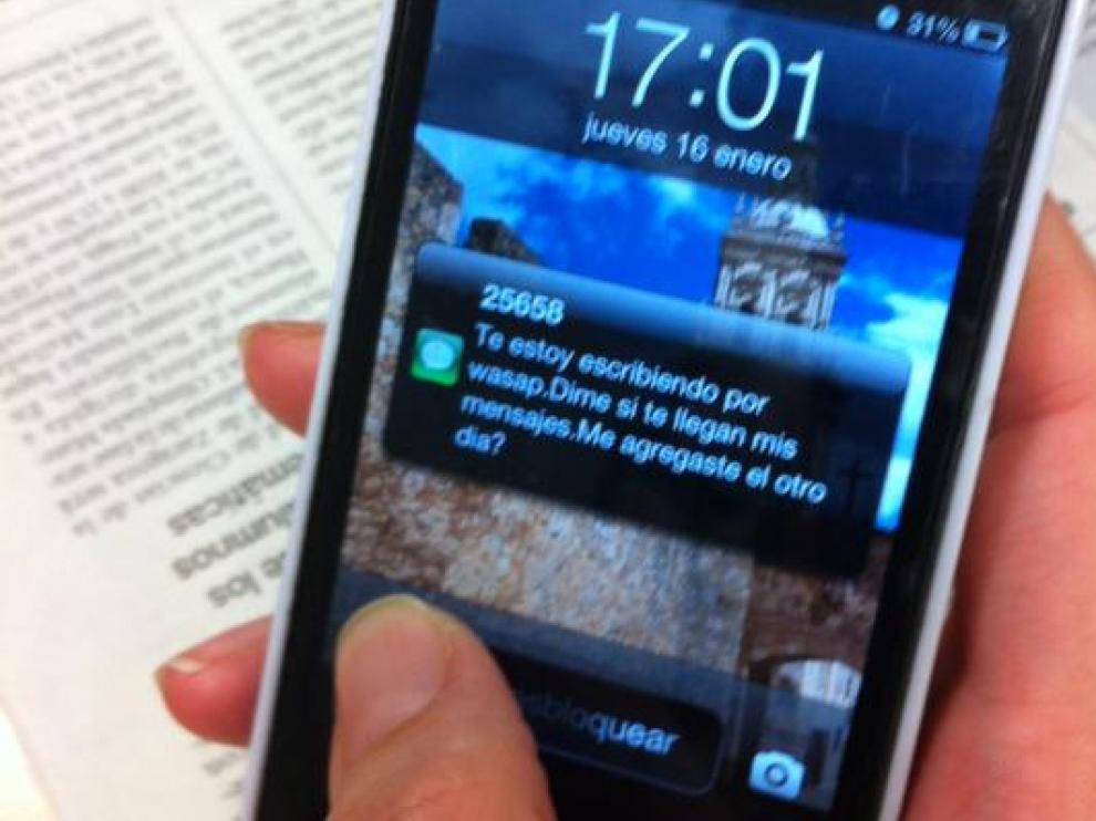 Un mensaje fraudulento al teléfono móvil denunciado por la UCA