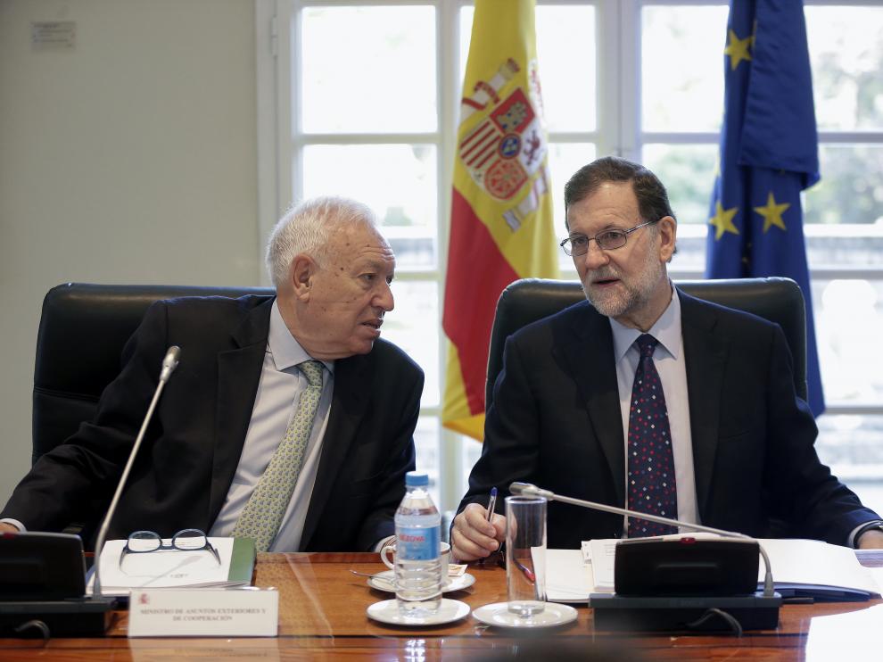 Mariano Rajoy junto al ministro de Exteriores, José Manuel García Margallo.