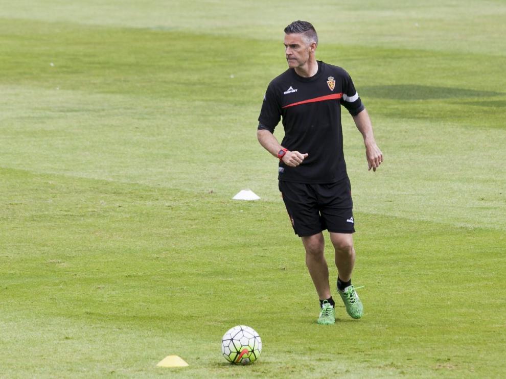 Lluís Carreras, en el entrenamiento llevado a cabo en La Romareda este sábado.