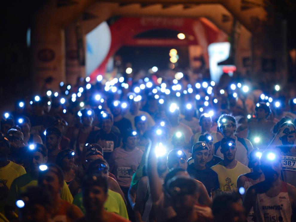 Salida de la Trail Nocturna El Corte Inglés disputada en 2015