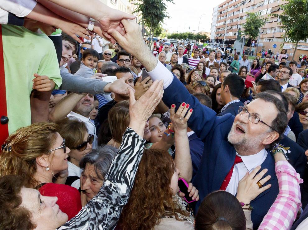 Mariano Rajoy durante su visita a Almendralejo, Badajoz.