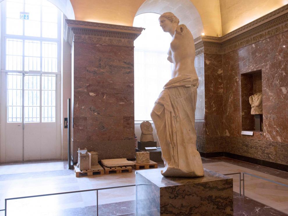 Traslado de las obra del Louvre por las inundaciones