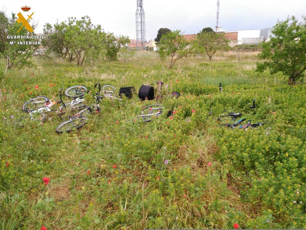 Terreno en el que fueron encontradas varias de las bicicletas robadas.