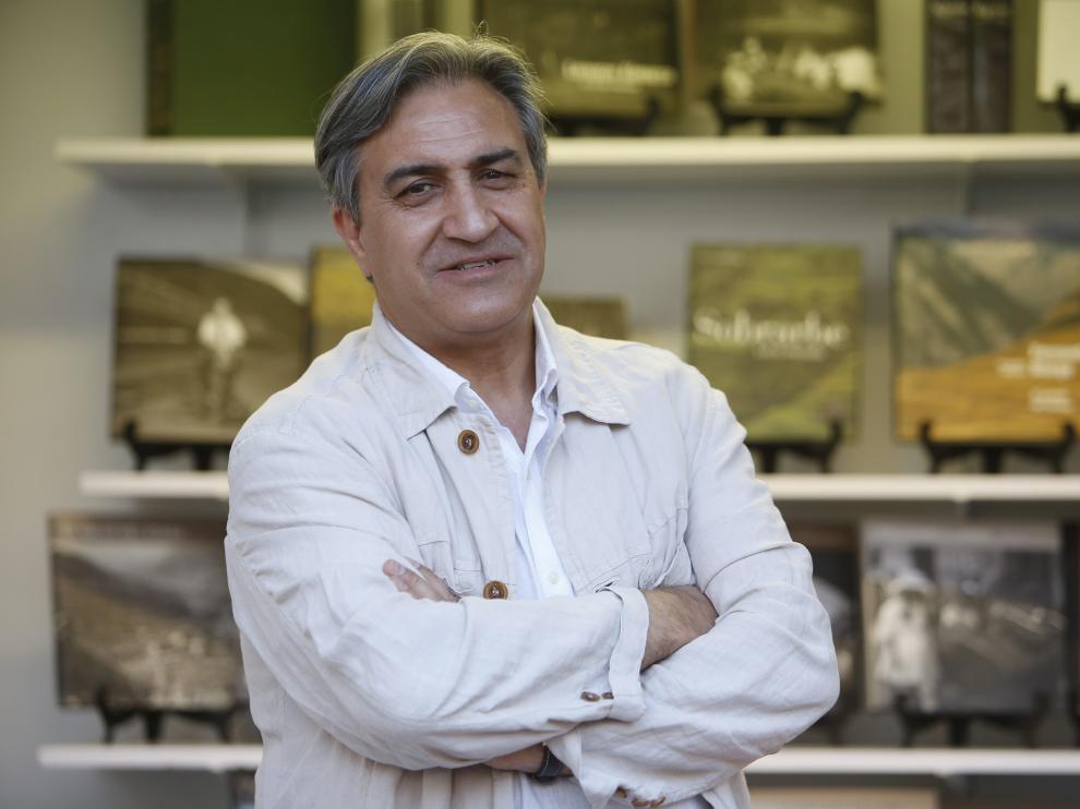 José Luis Corral, en la reciente Feria del Libro de Huesca.