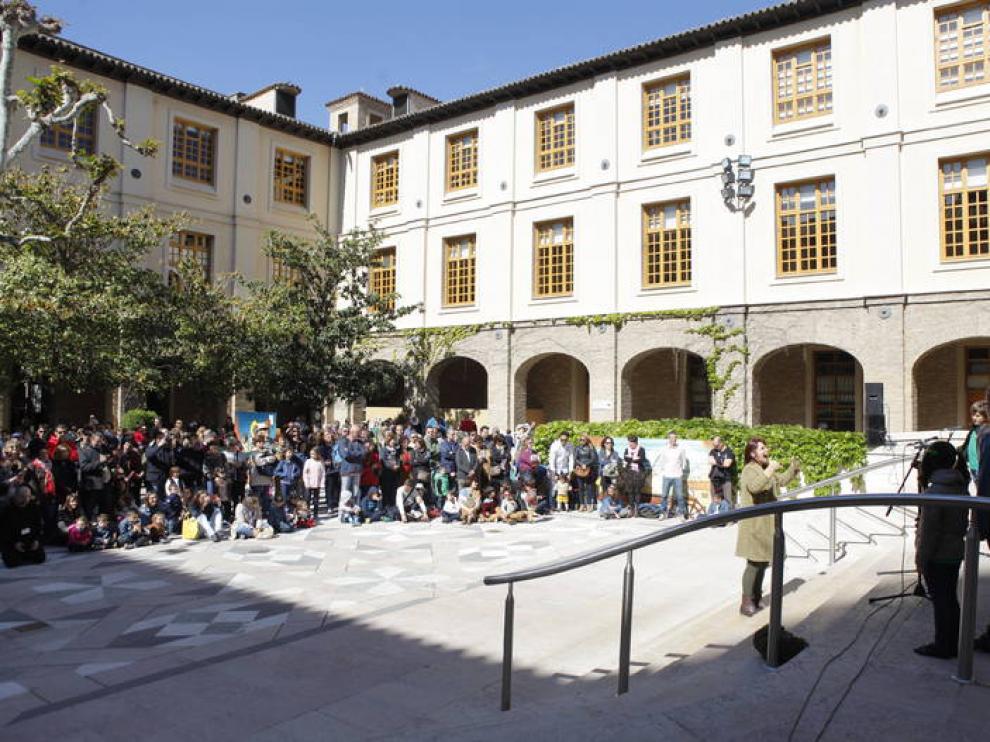 Uno de los patios interiores del edificio Pignatelli.