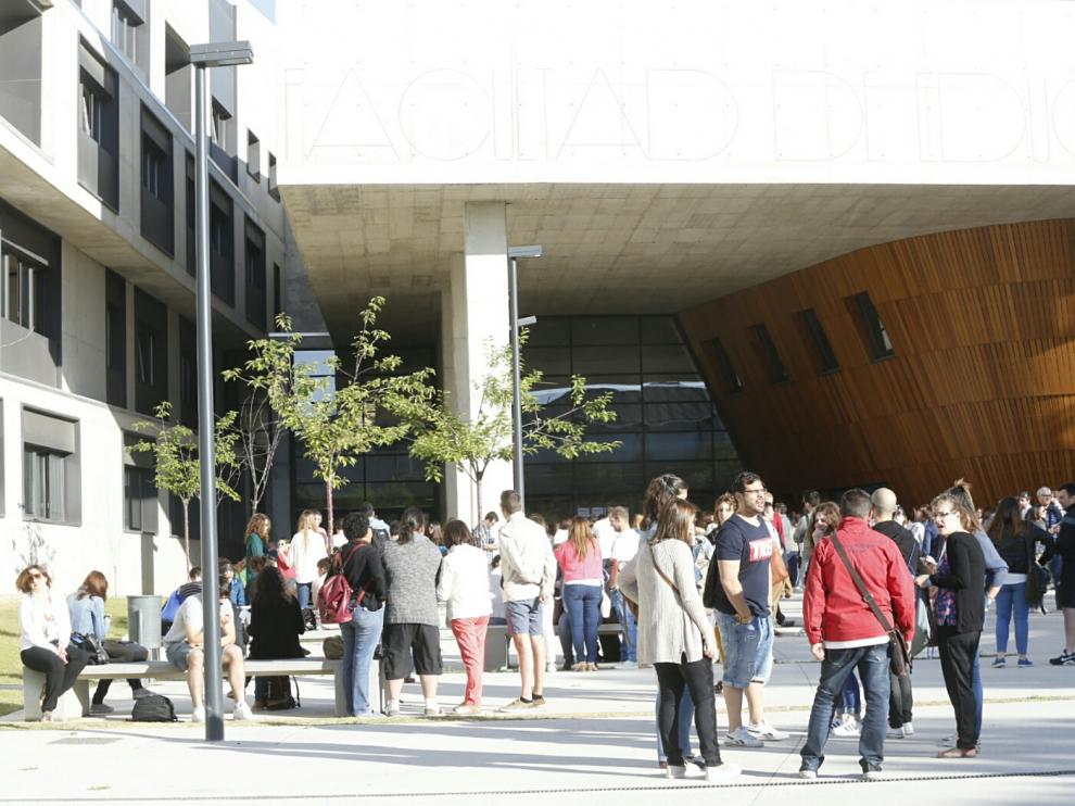 Oposiciones a maestro en Zaragoza