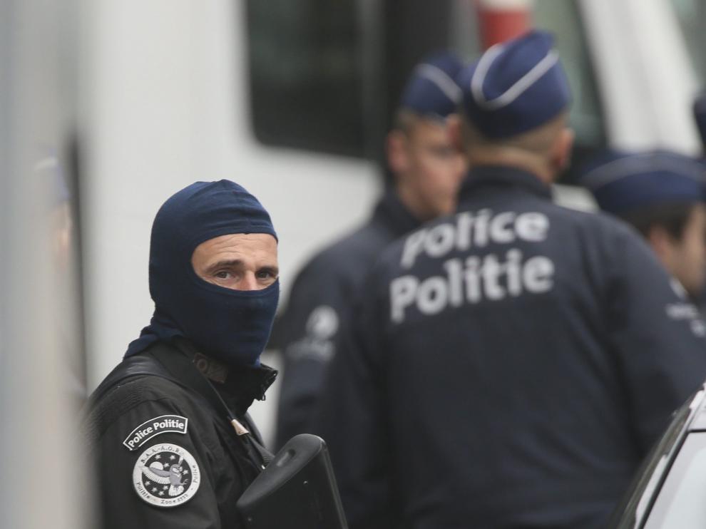La policía belga, durante una operación en Bruselas