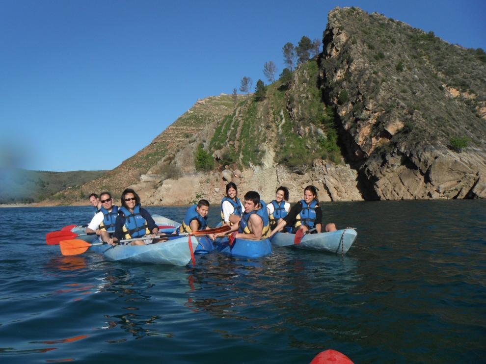 El manejo de la piragua es una de las actividades que se practican en el entorno del río Jalón.