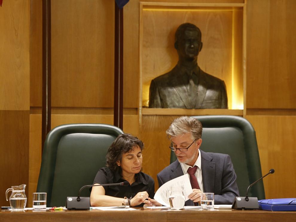 Foto de archivo de un pleno en el Ayuntamiento de Zaragoza.