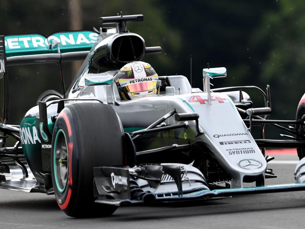 Hamilton logra la 'pole' en Austria por delante de Rosberg y Hülkenberg