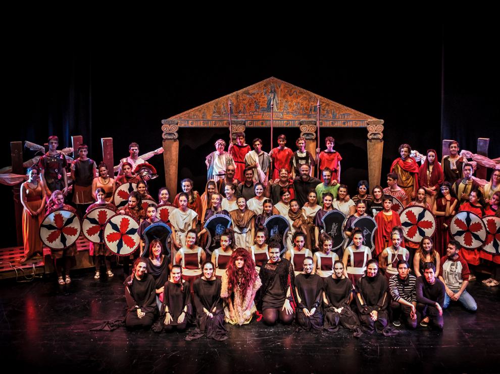 El grupo Clásicos Luna, del IES Pedro Luna de Zaragoza.