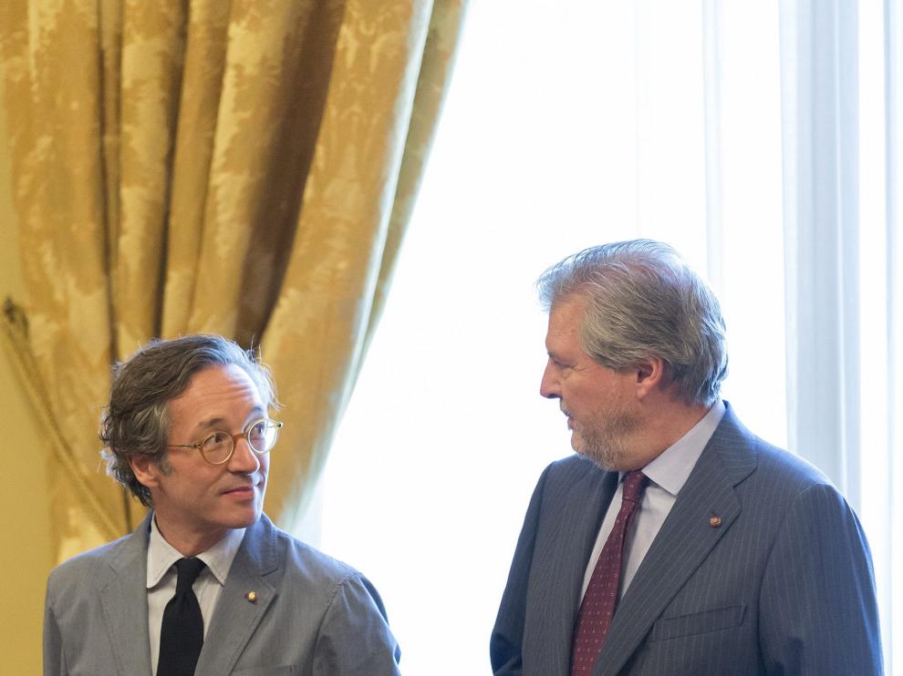 El secretario de Estado de Cultura, José María Lasalle, y el ministro de Educación y Cultura, Íñigo Méndez de Vigo, ayer.