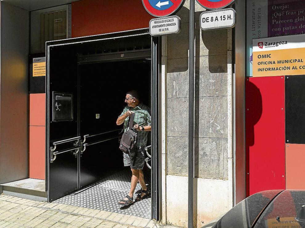 Reclamación ante el Justicia por el traslado de la OMIC de Zaragoza