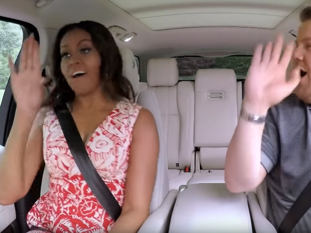 Michelle Obama, de karaoke en el 'Carpool karaoke'.
