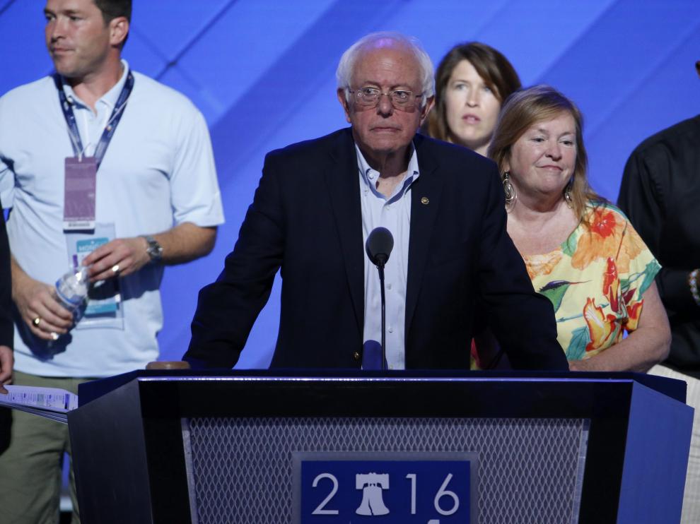 Bernie Sanders durante la apertura de la Convención Demócrata.