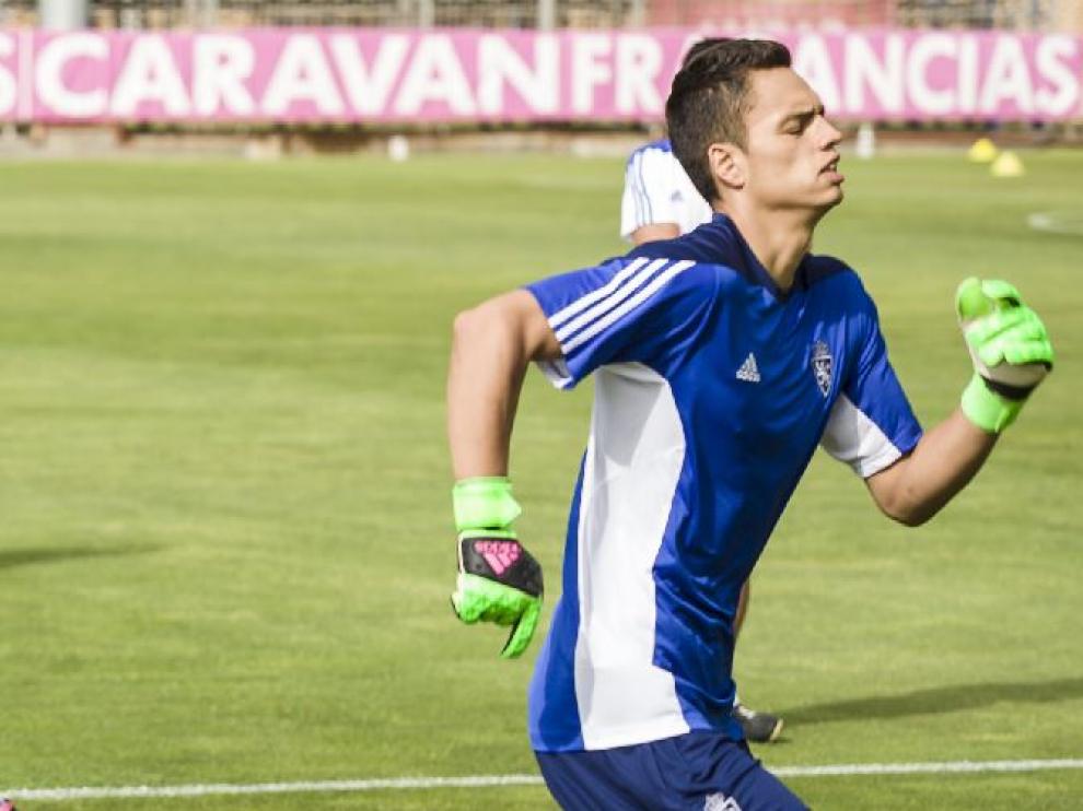 Óscar Whalley, en carrera durante un entrenamiento de la semana pasada en la Ciudad Deportiva.
