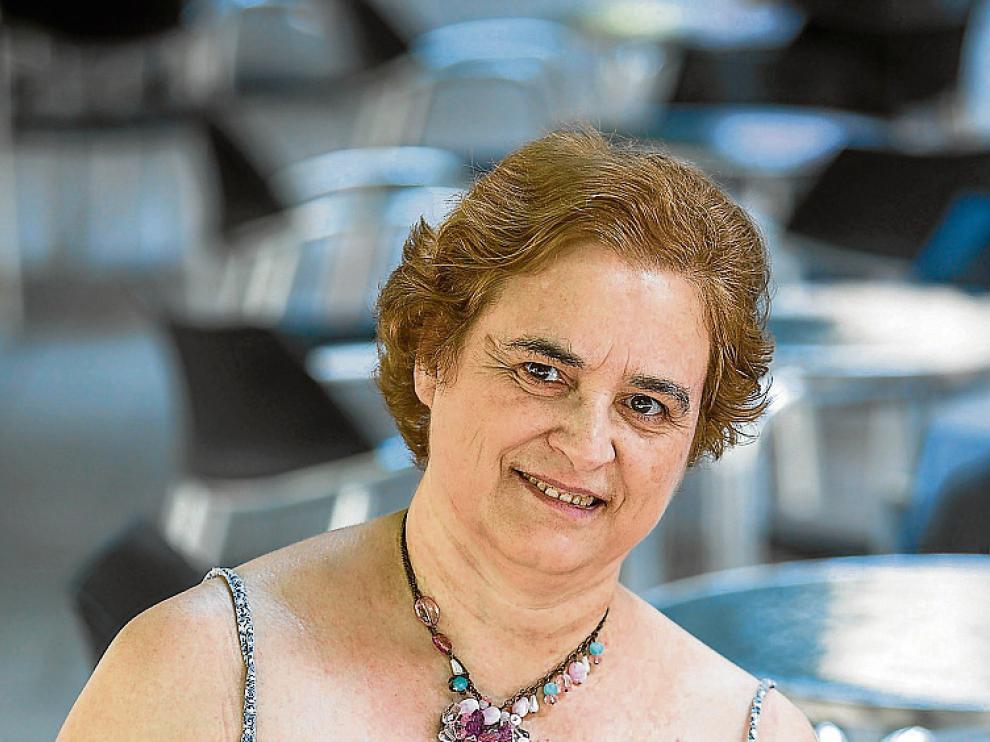 María José Castejón, en una céntrica terraza zaragozana.
