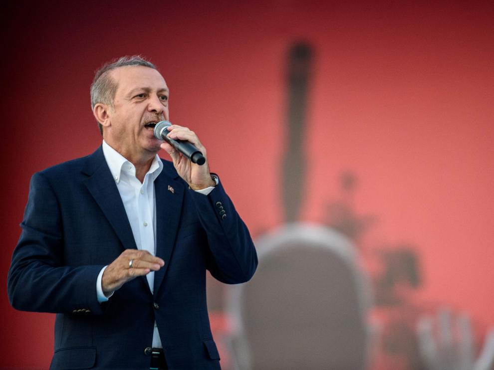 Erdogan en el mitin antigolpe.