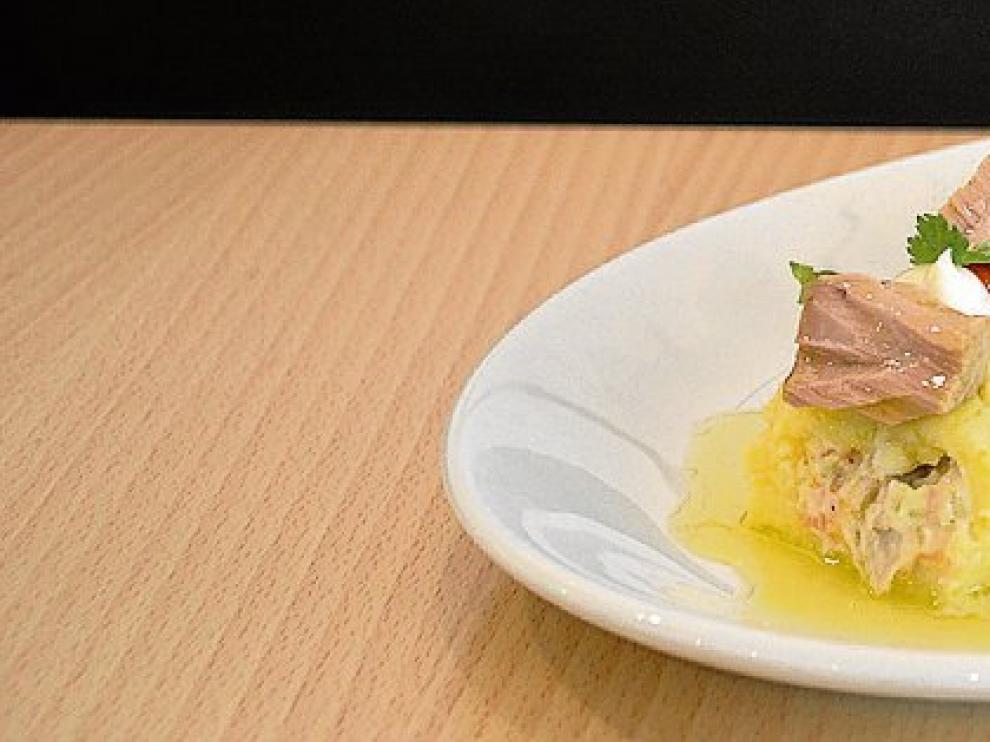Brazo de ensaladilla rusa.