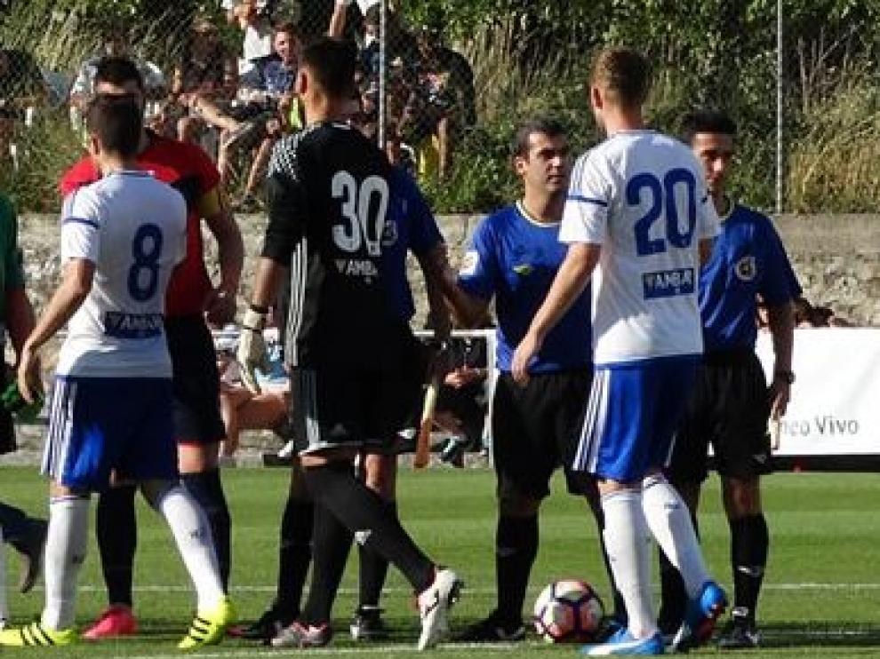 Ratón, con el 30 a la espalda durante un partido de esta pretemporada, va a jugar con el primer equipo con ese dorsal, que corresponde a un futbolista del filial.