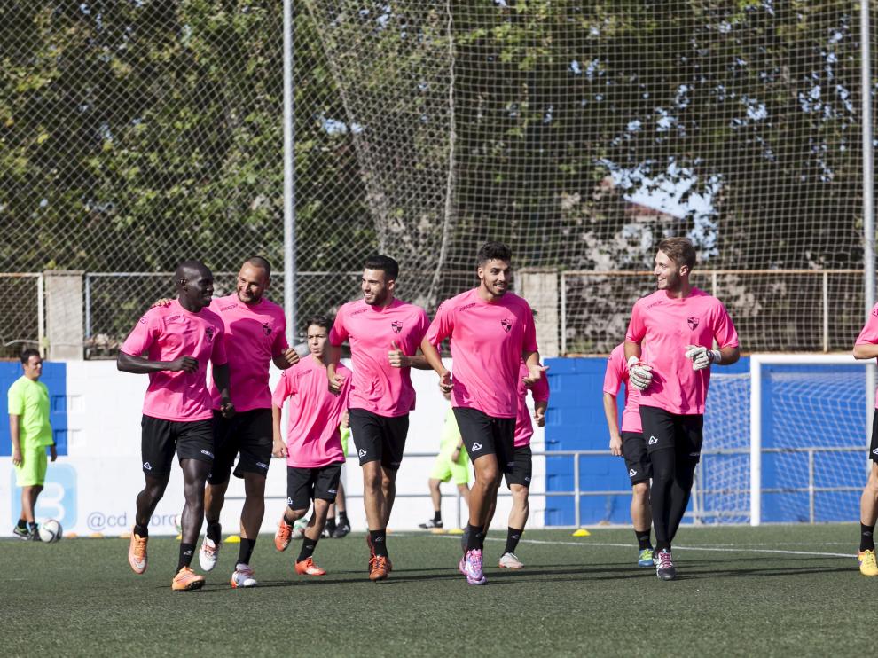La plantilla del Ebro, durante un entrenamiento.