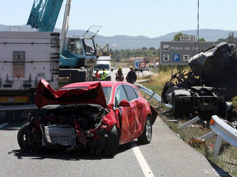 Uno de los coches implicados en el accidente