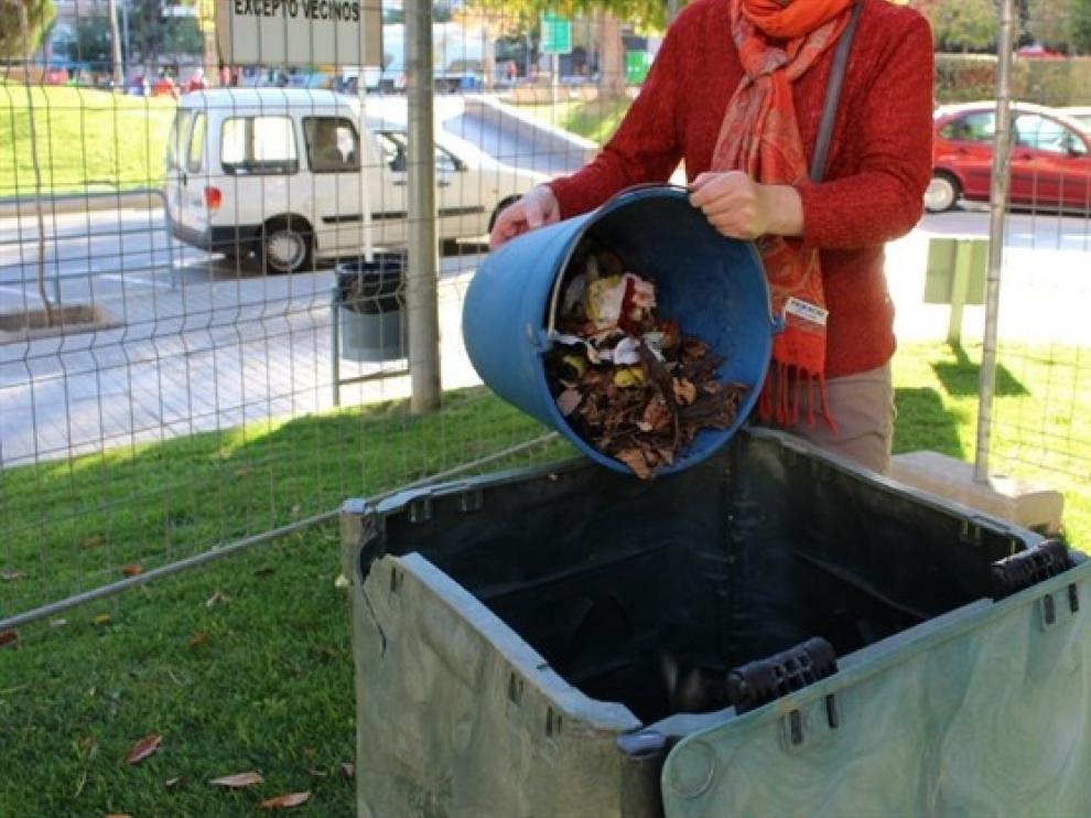 Compostador doméstico en Binéfar.