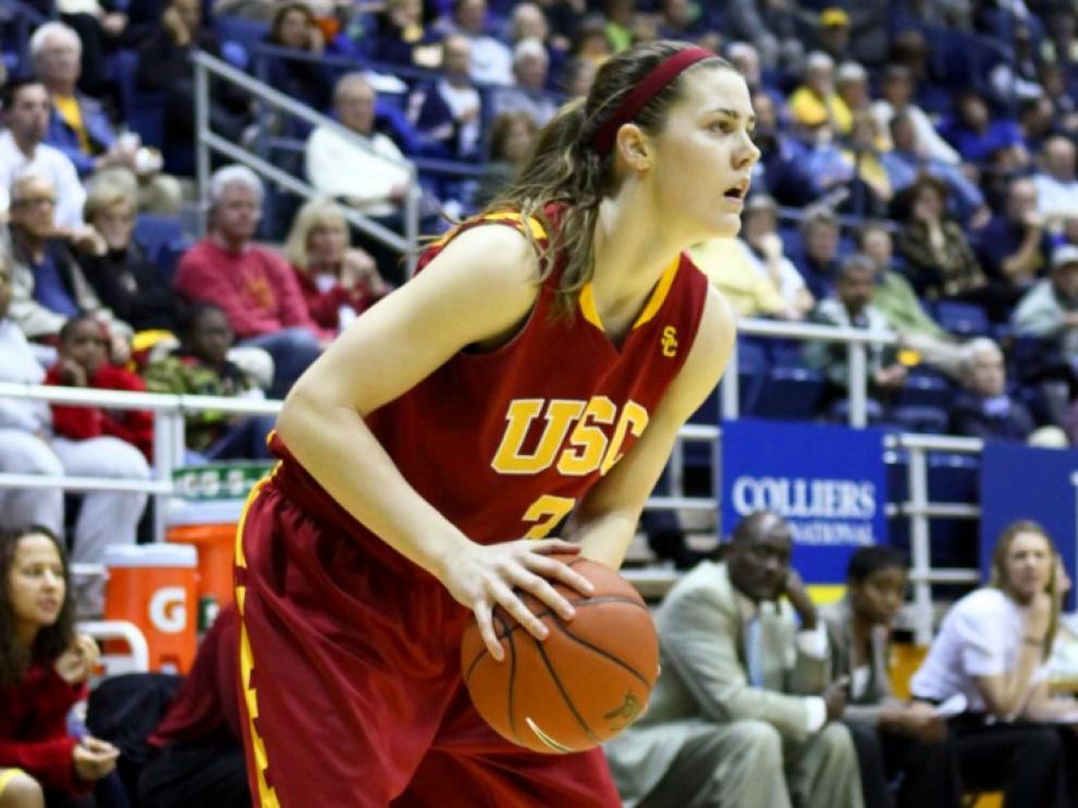 Hailey Dunham, nueva jugadora del Mann-Filter