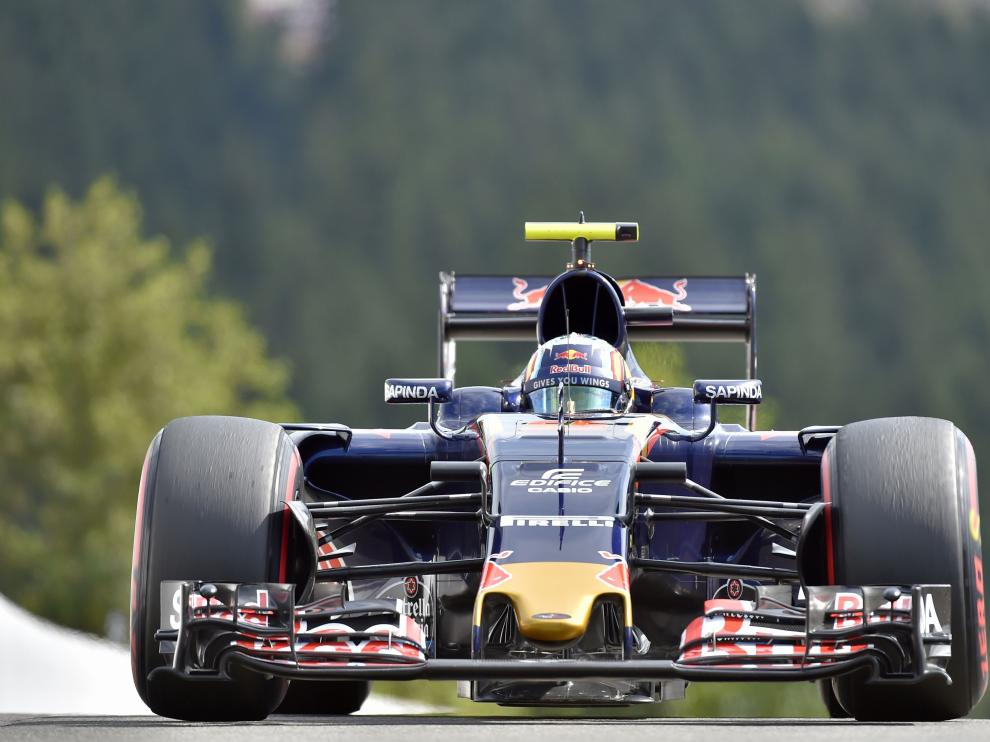 Carlos Sainz en el circuito de Spa.