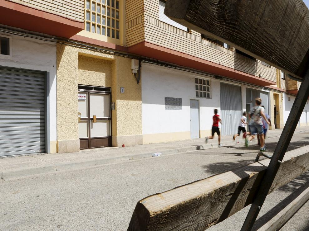 Los encierros concluyeron el sábado, pero las vallas de protección aún seguían ayer en la calle.