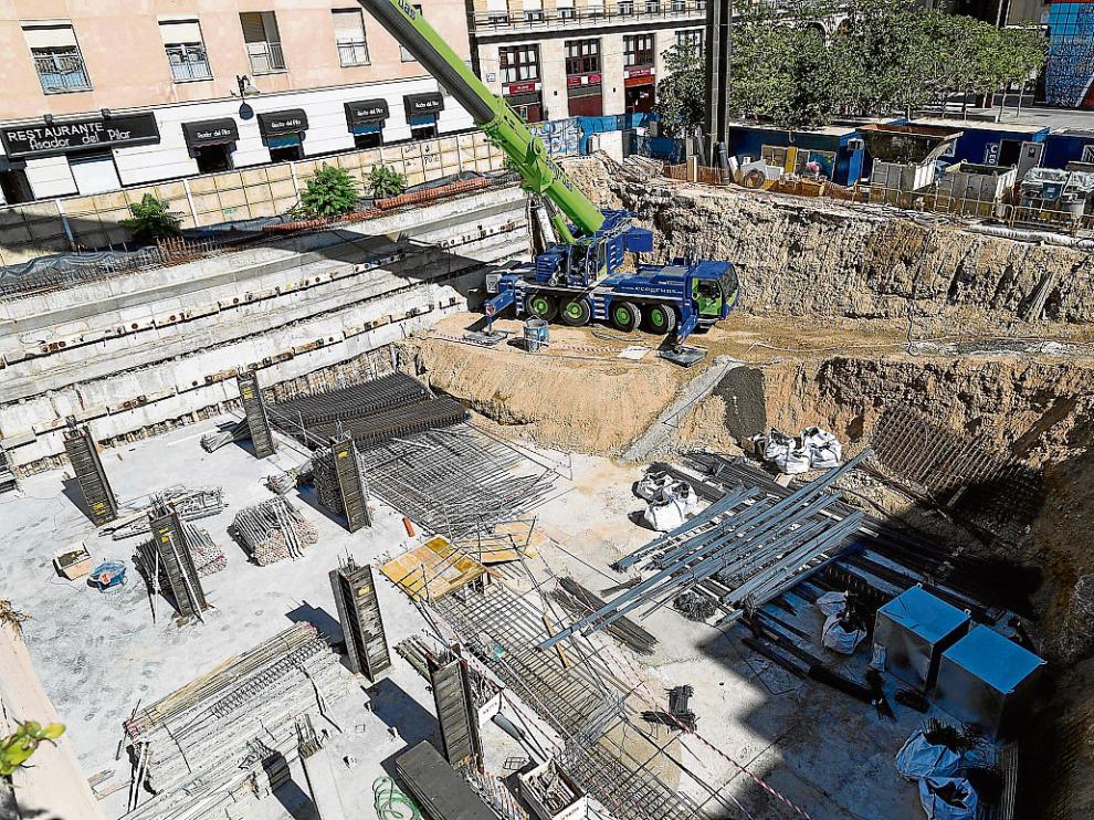 Las obras en el solar frente al Pilar se encuentran en plena fase de cimentación.