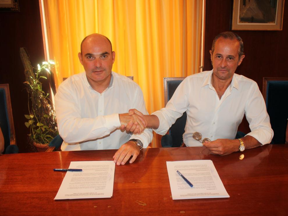 Firma del acuerdo este lunes.