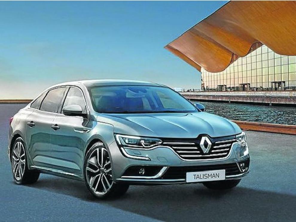 Lujosa y elegante, así es por fuera la nueva gran berlina del fabricante francés.