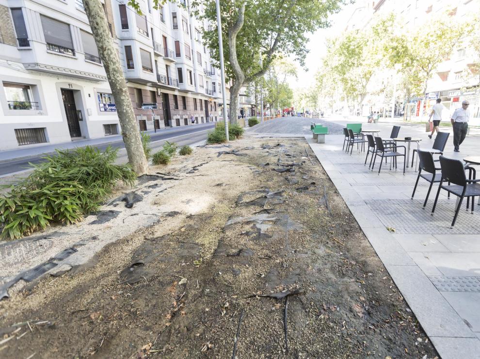 Bulevar de Gran Vía y Fernando el Catolico en mal estado