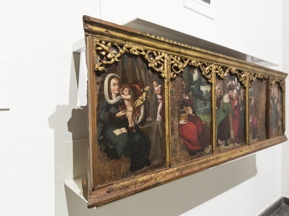 Parte del retablo de la Inmaculada. El resto está en restauración.