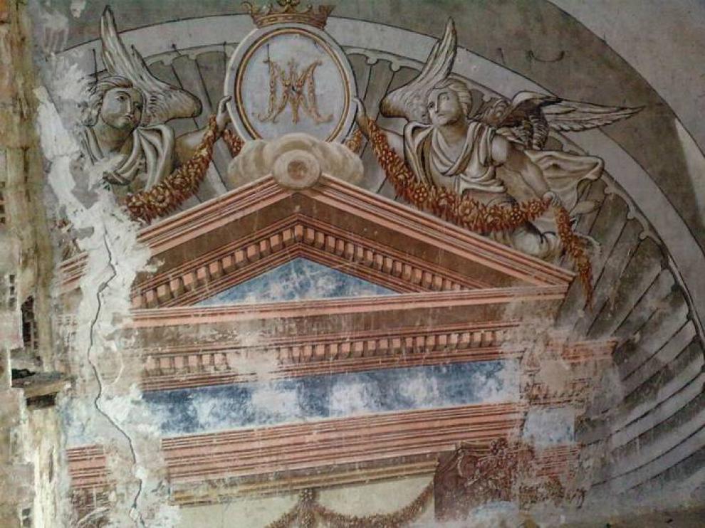 Pinturas murales de la ermita de Los Palacios, en La Almunia, derruida hace unas semanas