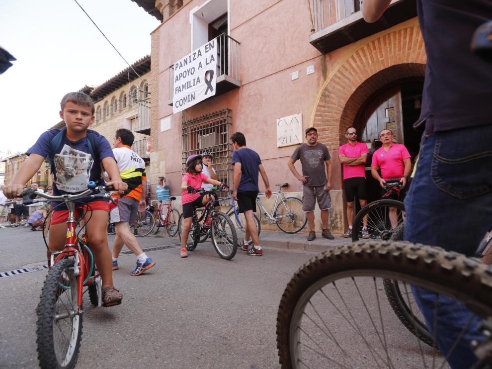 Concentración de ciclistas en Paniza.