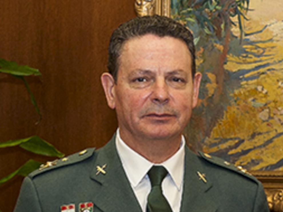 Laurentino Ceña.