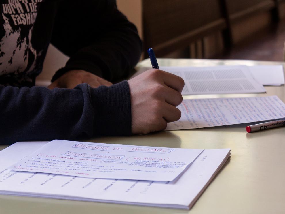 Es importante informarse previamente de las opciones que presentan los másteres o posgrados para saber cuál es el más conveniente.