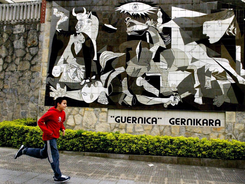 Se cumplen 35 años de la llegada del 'Guernica' de Picasso a España