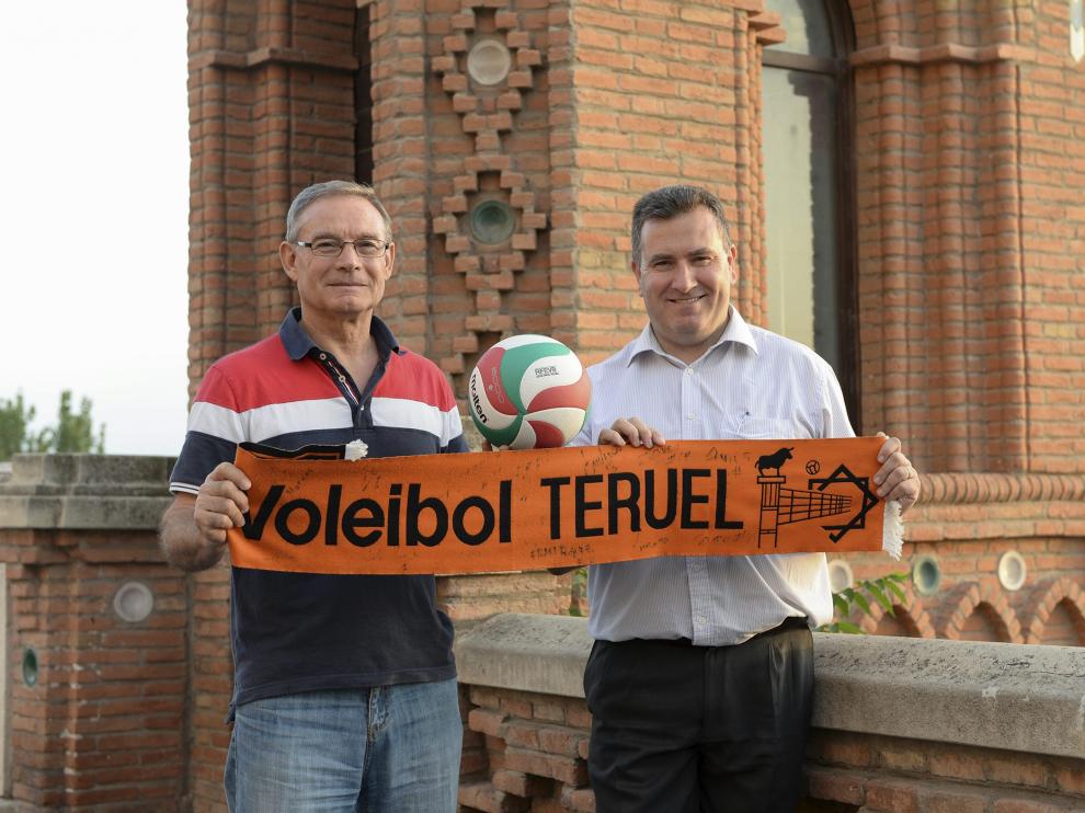 Antonio Giménez y José Luis Torán, en la escalinata del Óvalo.