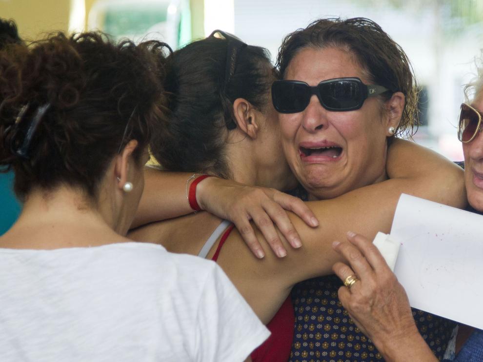 Noelia, madre de acogida preadoptiva de Joan en el momento de la entrega